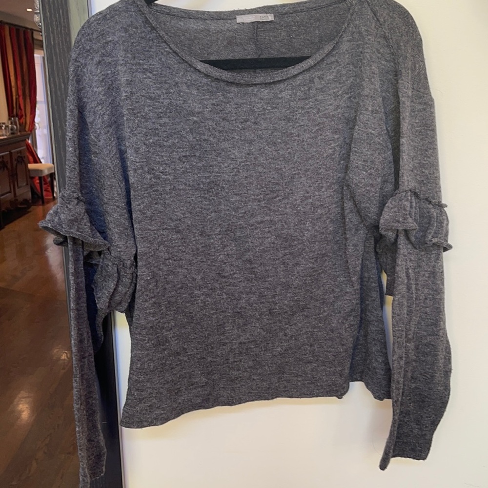 Zara Charcoal Knit long sleeve sweater with ruffle sleeve detail. Size L